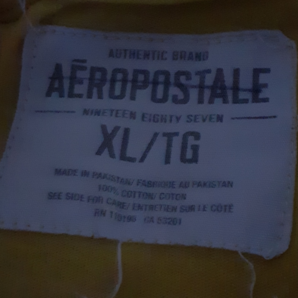 Yellow T - Picture 3 of 3